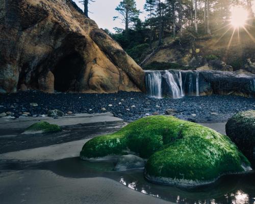 John Giesin_SunriseAtHugPoint