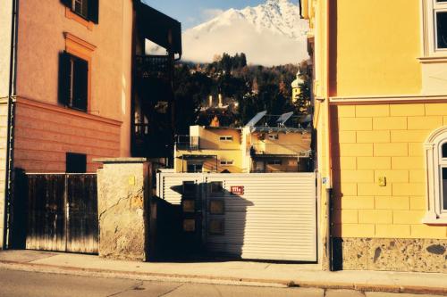 Öncü Hrant Gültekin