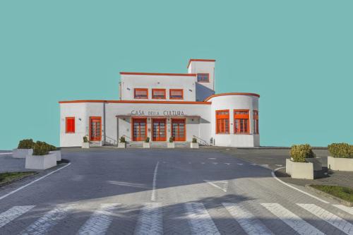 lorenzovitali-strangerland012